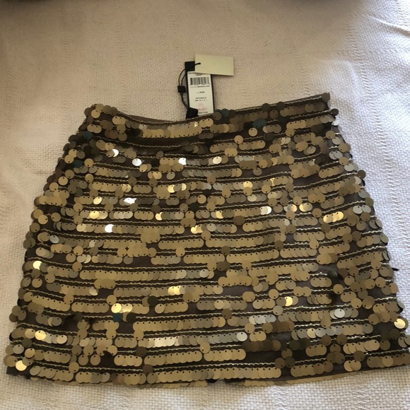 BCBGMaxAzria Dresses & Skirts - ADORABLE BCBG sequin gold skirt